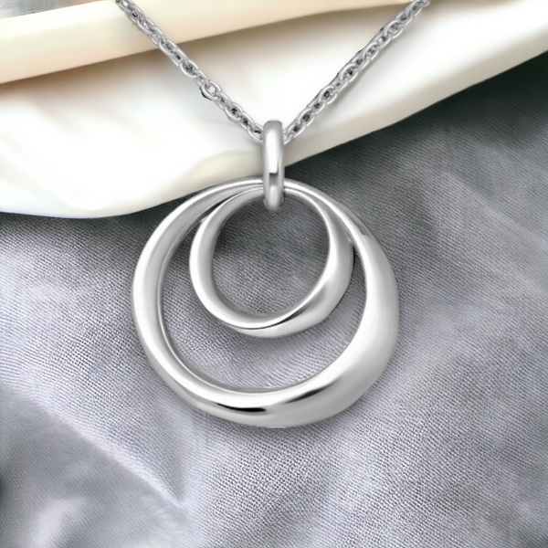 Sterling Silver Oval Link Pendant