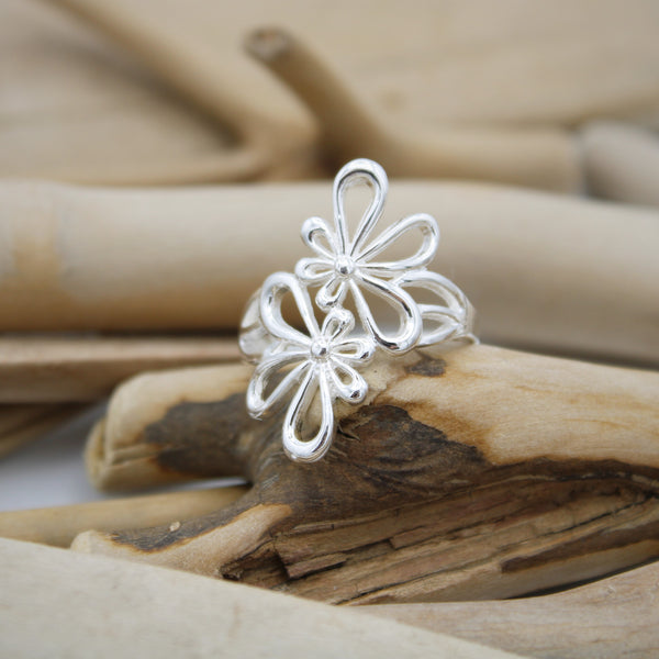 Silver Flowers Ring